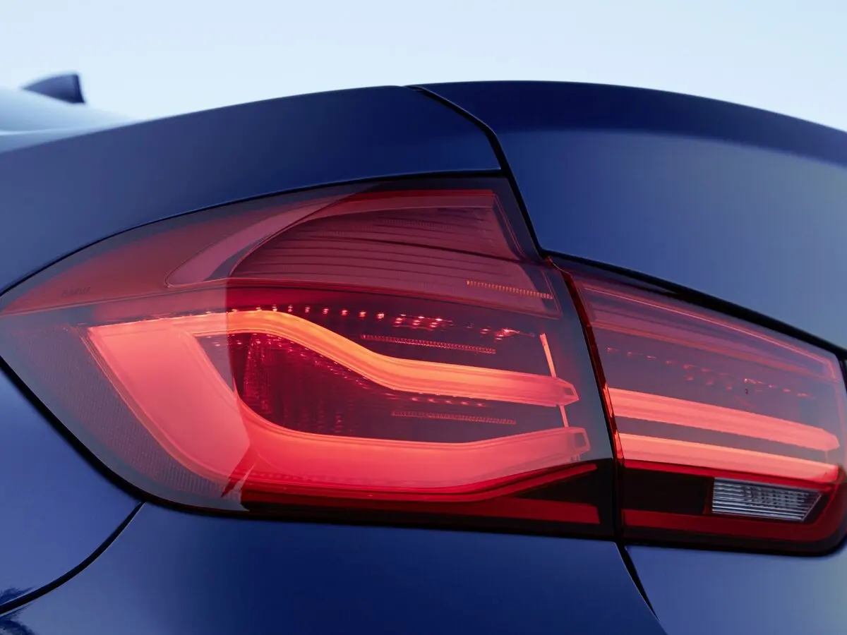 BMW 3 серии VI (F3x) Рестайлинг Седан — сүрөт 15