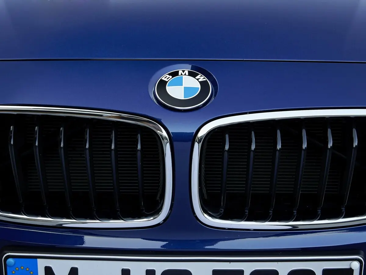 BMW 3 серии VI (F3x) Рестайлинг Седан — сүрөт 16