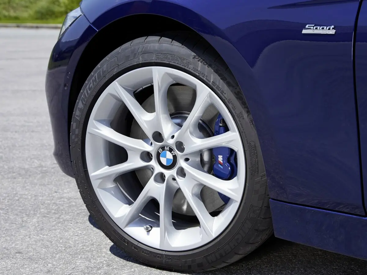 BMW 3 серии VI (F3x) Рестайлинг Седан — сүрөт 18