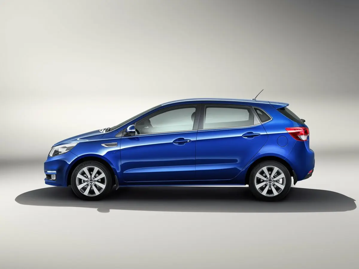 Kia Rio III Рестайлинг Хэтчбек 5 дв. — фото 2