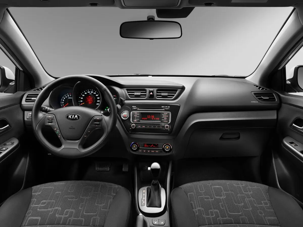 Kia Rio III Рестайлинг Хэтчбек 5 дв. — фото 5