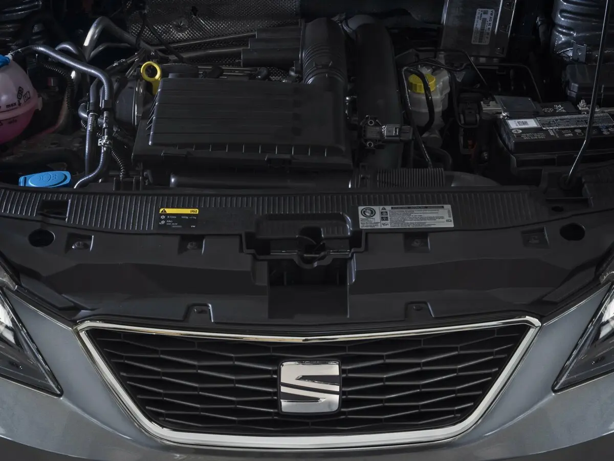 SEAT Ibiza IV Рестайлинг 2 Хэтчбек 5 дв. — 照片 11