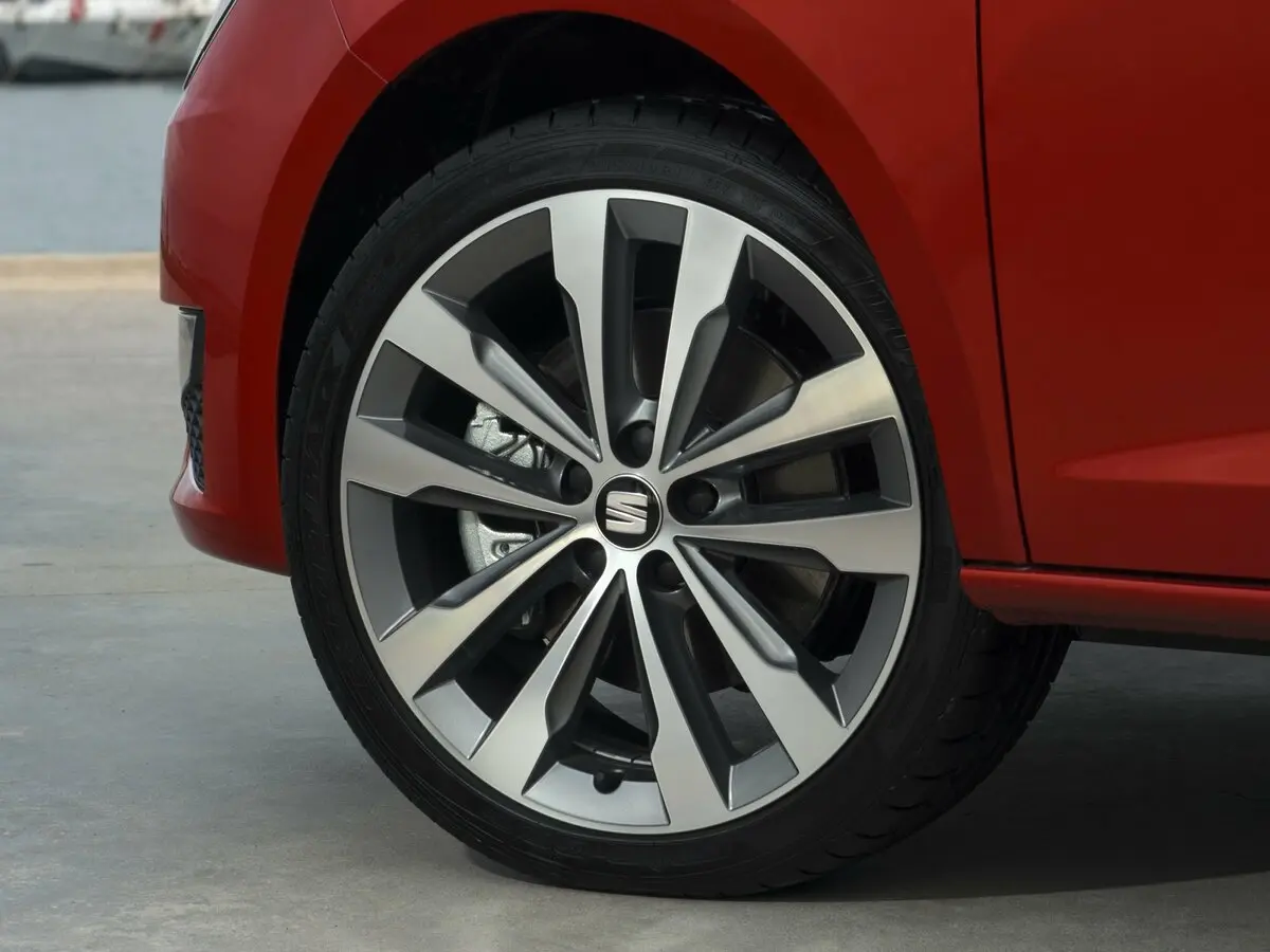 SEAT Ibiza IV Рестайлинг 2 Универсал 5 дв. — 照片 12
