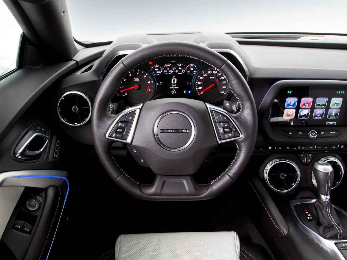 Chevrolet Camaro VI Купе — сүрөт 10