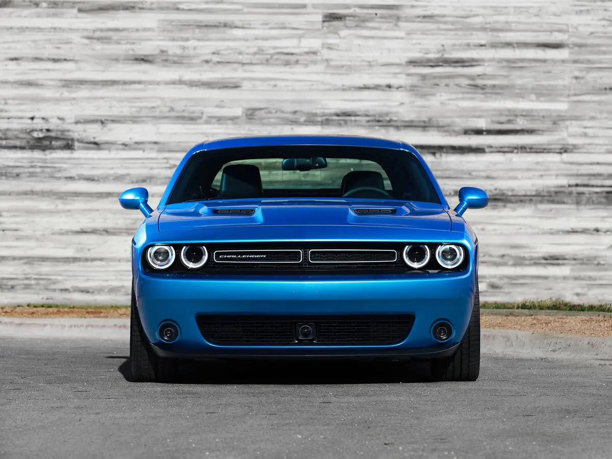 Dodge Challenger III Рестайлинг 2 Купе — сүрөт 3