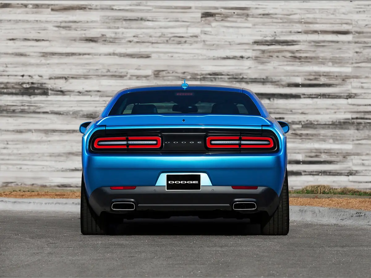 Dodge Challenger III Рестайлинг 2 Купе — сүрөт 4