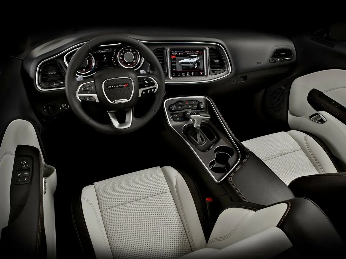 Dodge Challenger III Рестайлинг 2 Купе — сүрөт 6