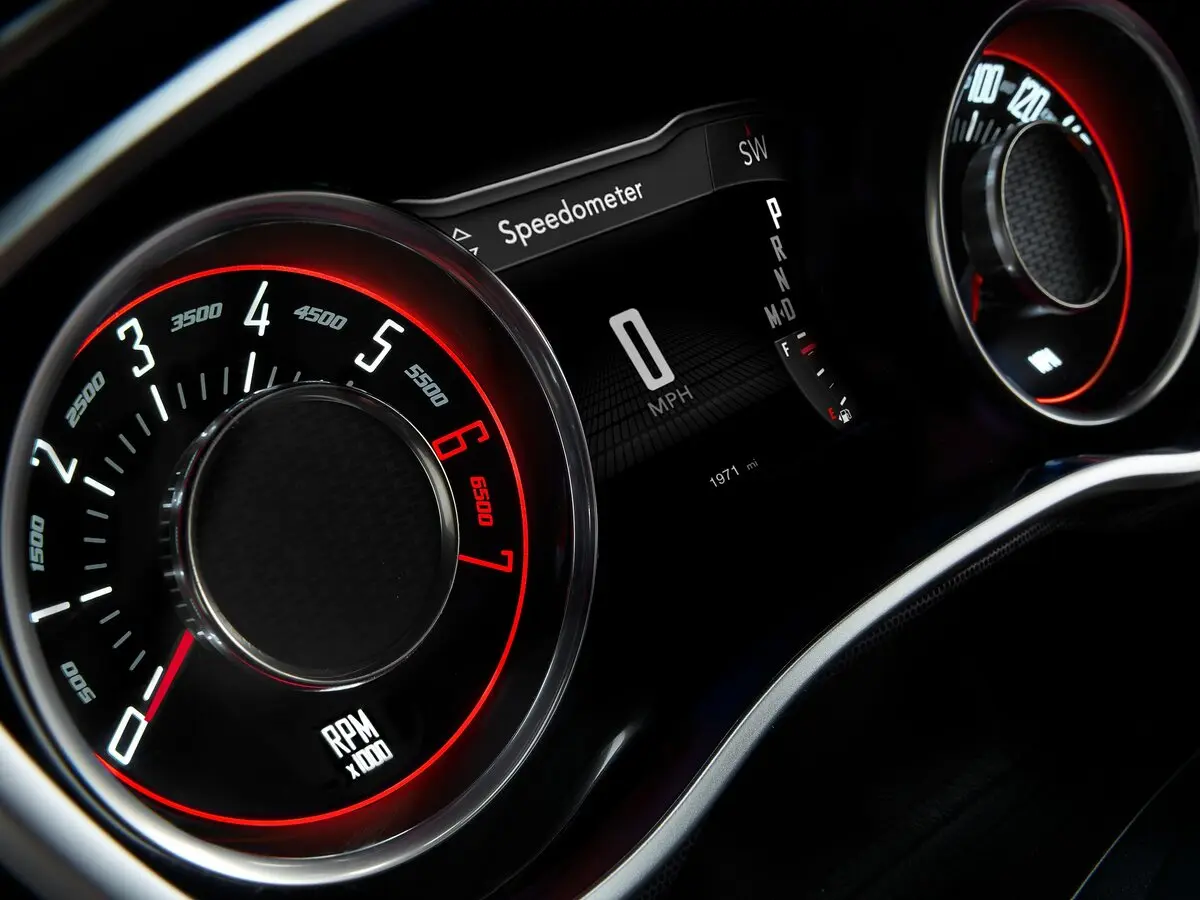 Dodge Challenger III Рестайлинг 2 Купе — сүрөт 9