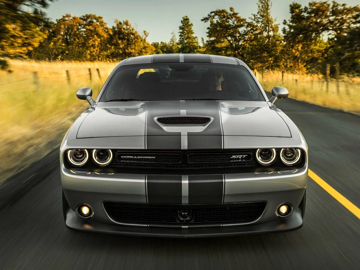 Dodge Challenger III Рестайлинг 2 Купе SRT — сүрөт 3