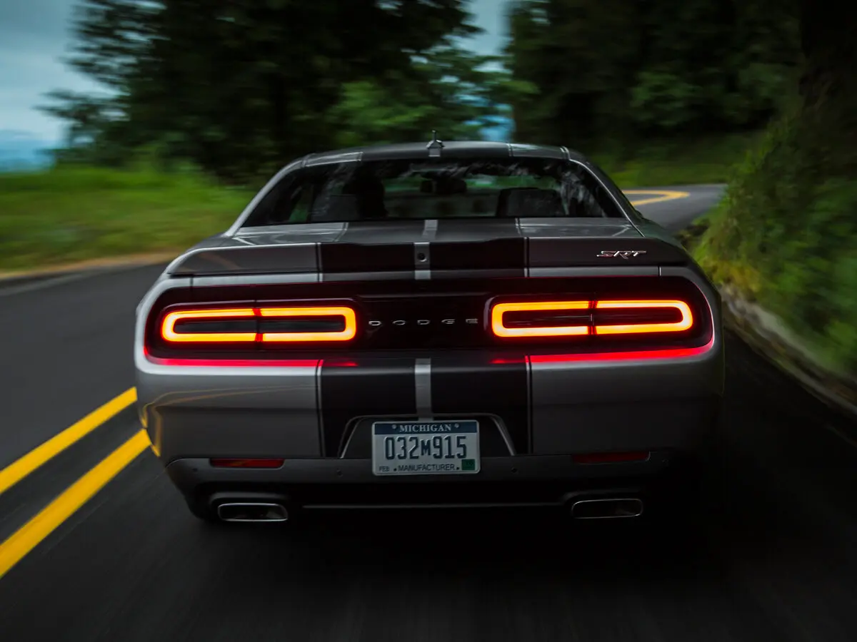 Dodge Challenger III Рестайлинг 2 Купе SRT — сүрөт 4