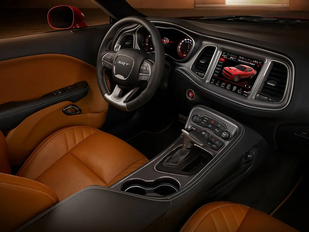 Dodge Challenger III Рестайлинг 2 Купе SRT — сүрөт 6