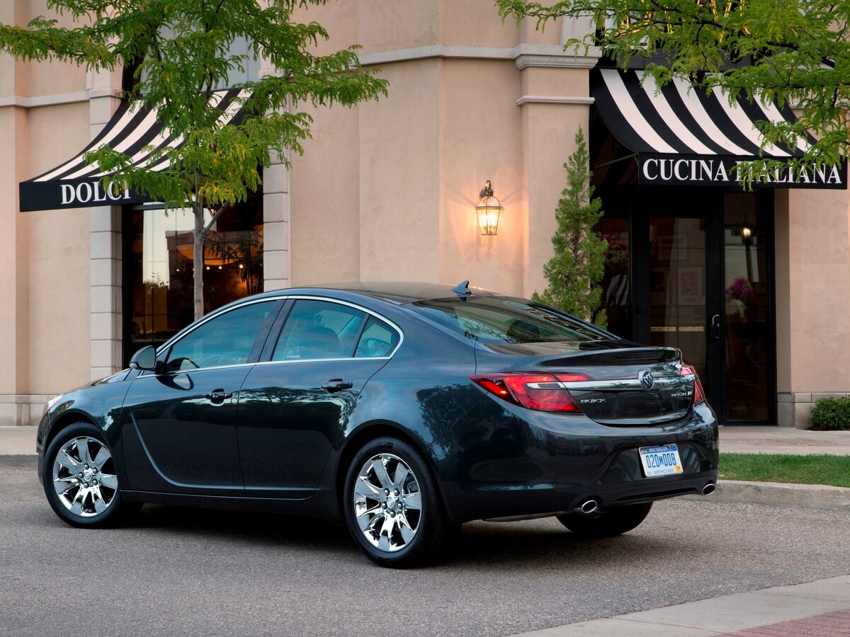 Buick Regal V Рестайлинг Седан