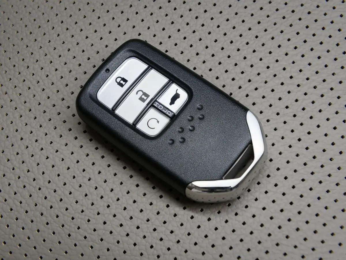 Honda Pilot III Внедорожник 5 дв. — сүрөт 18