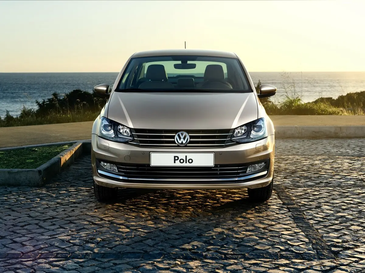 Volkswagen Polo V Рестайлинг Седан — фото 3