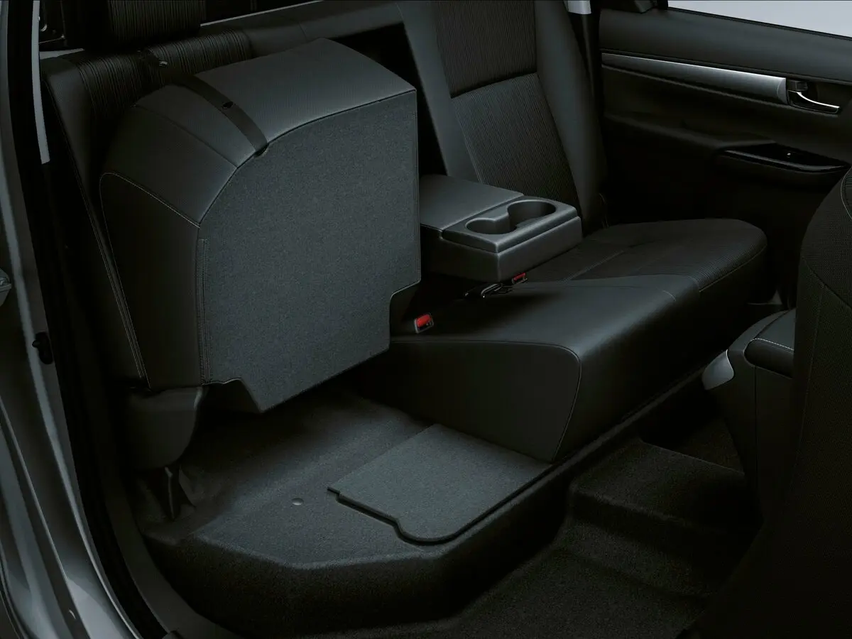 Toyota Hilux VIII Пикап Двойная кабина — сүрөт 12