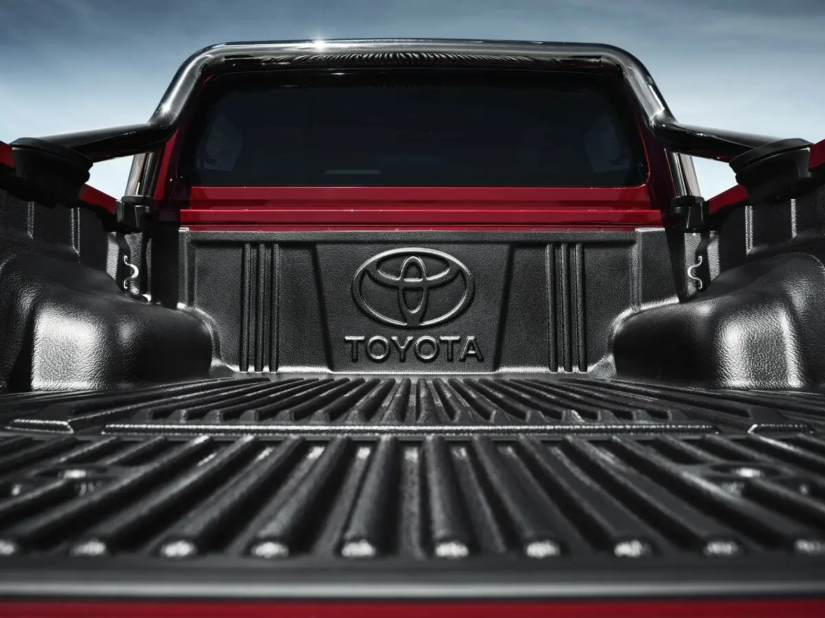 Toyota Hilux VIII Пикап Двойная кабина — сүрөт 14