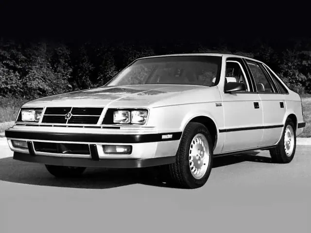 Dodge Lancer 1985 – 1989
