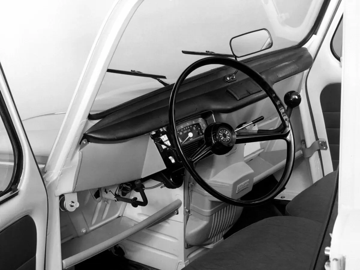 Renault 4 I Хэтчбек 5 дв. — сүрөт 4