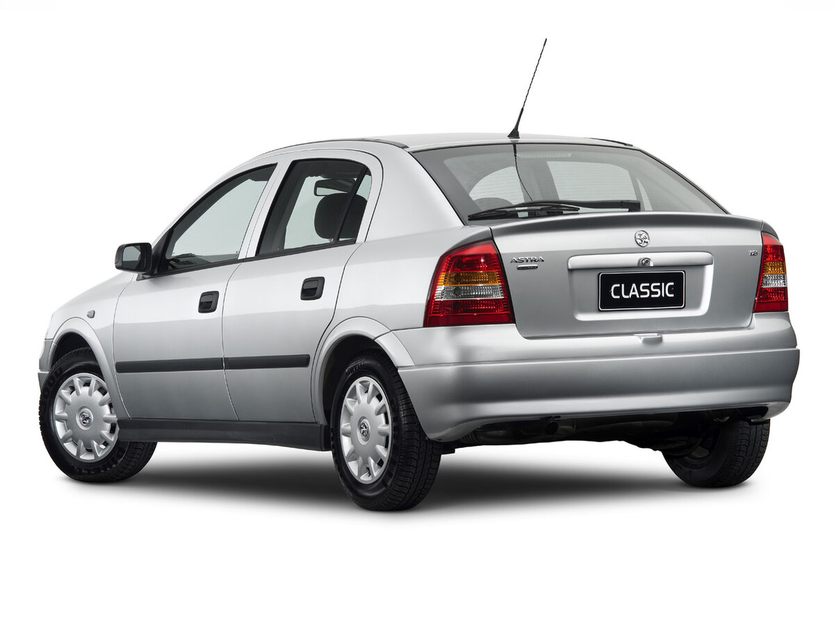 Holden Astra IV (TS) Хэтчбек 5 дв. — фото 4
