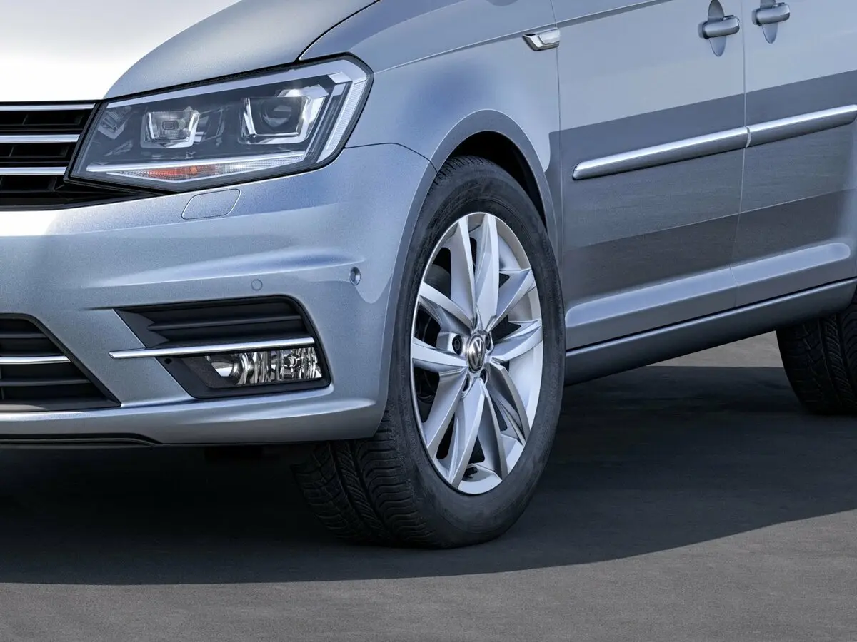 Volkswagen Caddy IV Компактвэн — фото 16