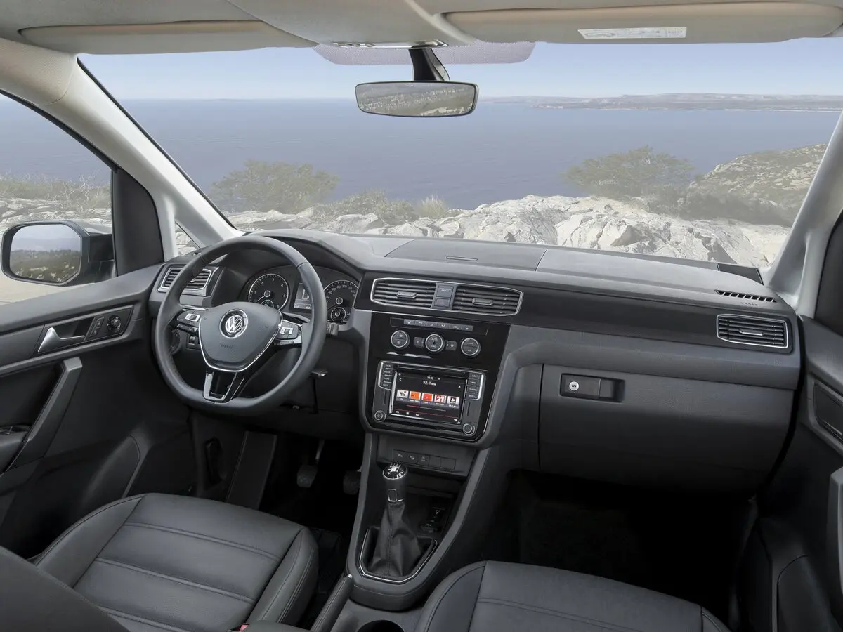Volkswagen Caddy IV Компактвэн Maxi — фото 7