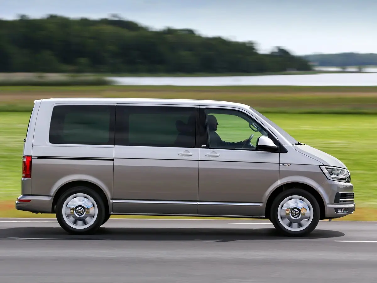 Volkswagen Multivan T6 Минивэн — фото 2