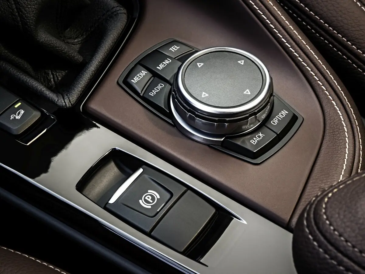 BMW X1 II (F48) Внедорожник 5 дв. — сүрөт 16