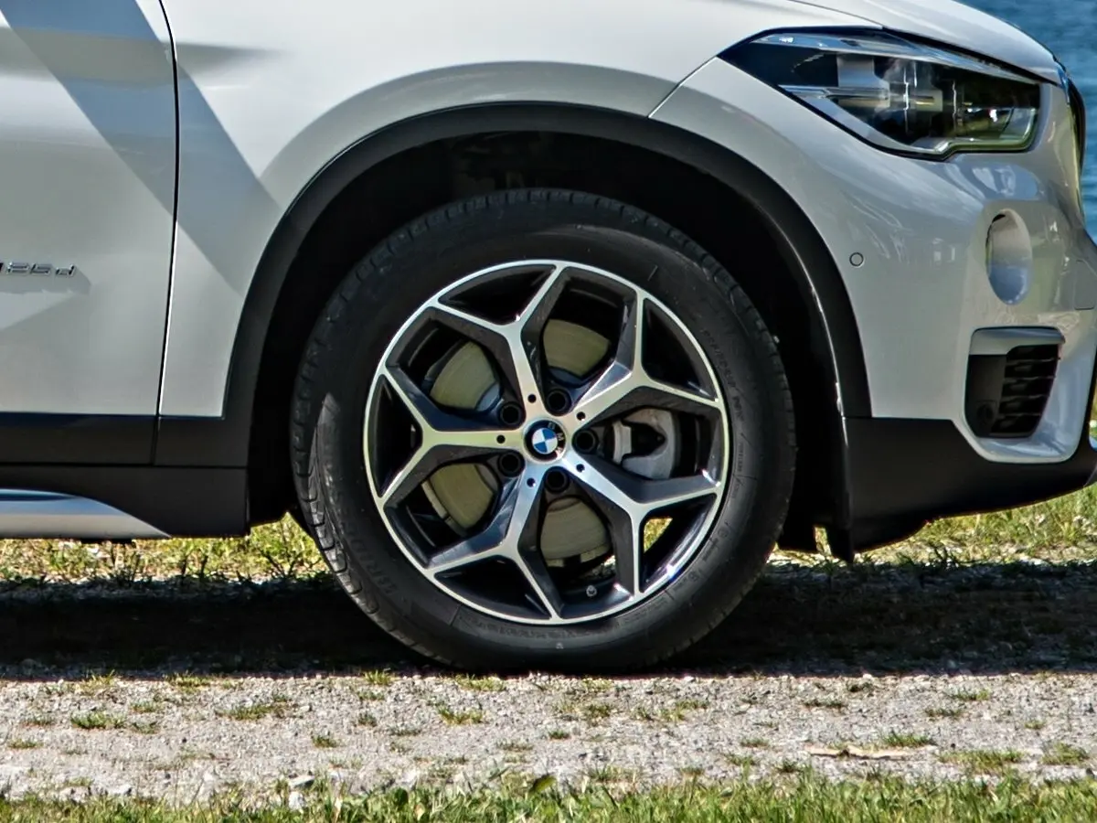 BMW X1 II (F48) Внедорожник 5 дв. — сүрөт 18