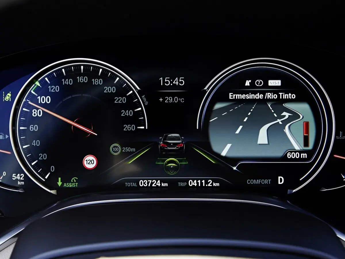 BMW 7 серии VI (G11/G12) Седан Long — photo 8
