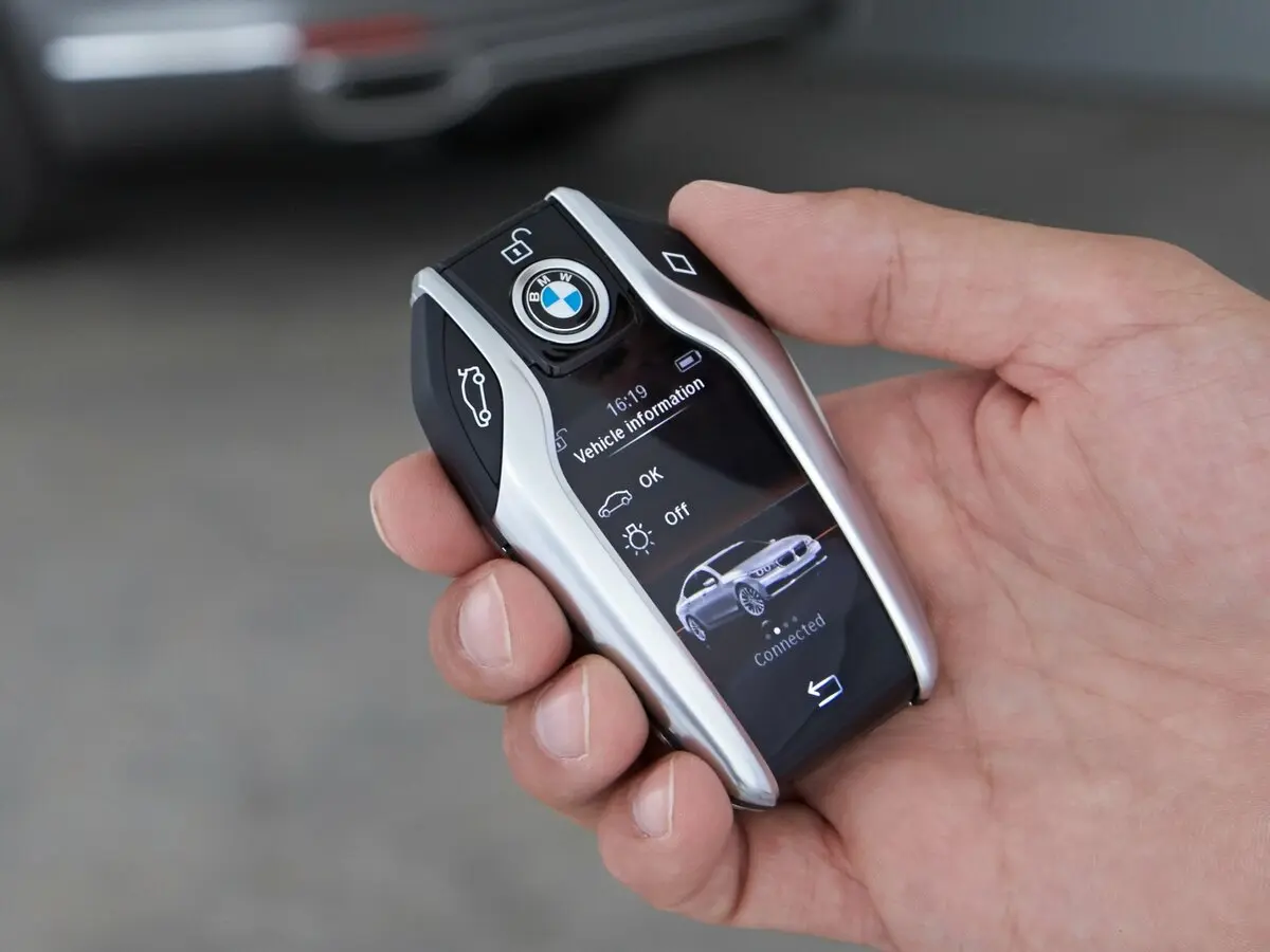 BMW 7 серии VI (G11/G12) Седан Long — photo 19