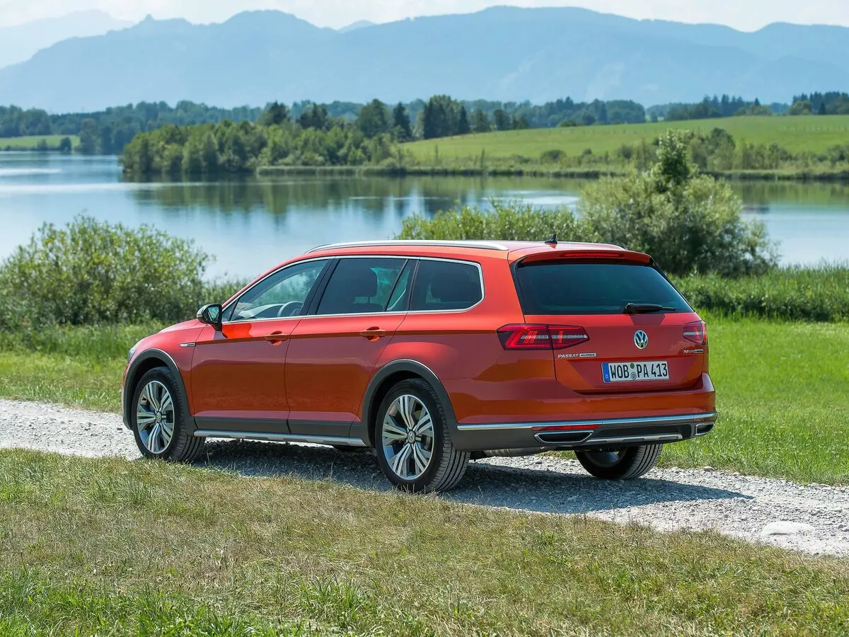 Volkswagen Passat B8 Универсал 5 дв. Alltrack — фото 5
