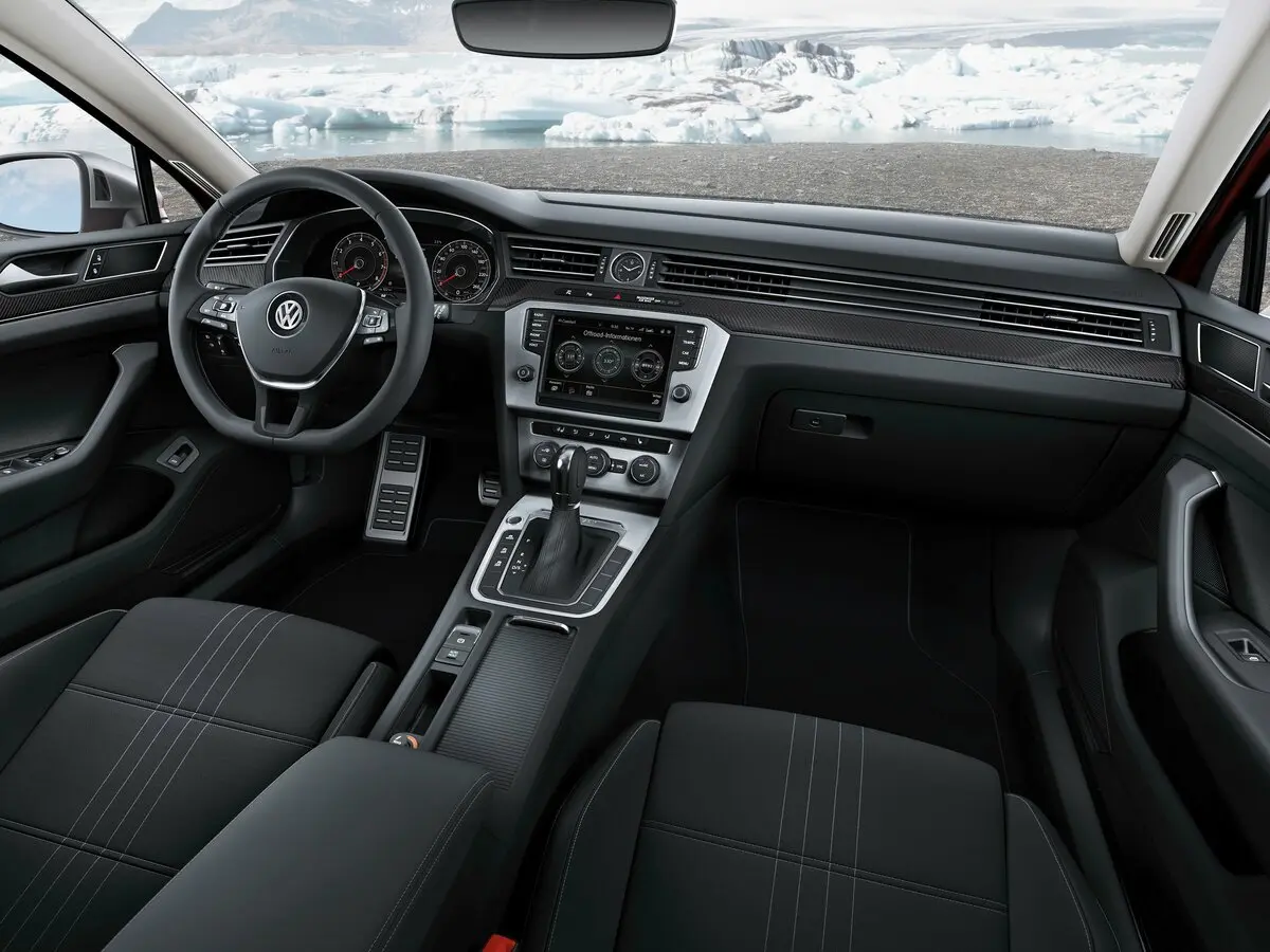 Volkswagen Passat B8 Универсал 5 дв. Alltrack — фото 7