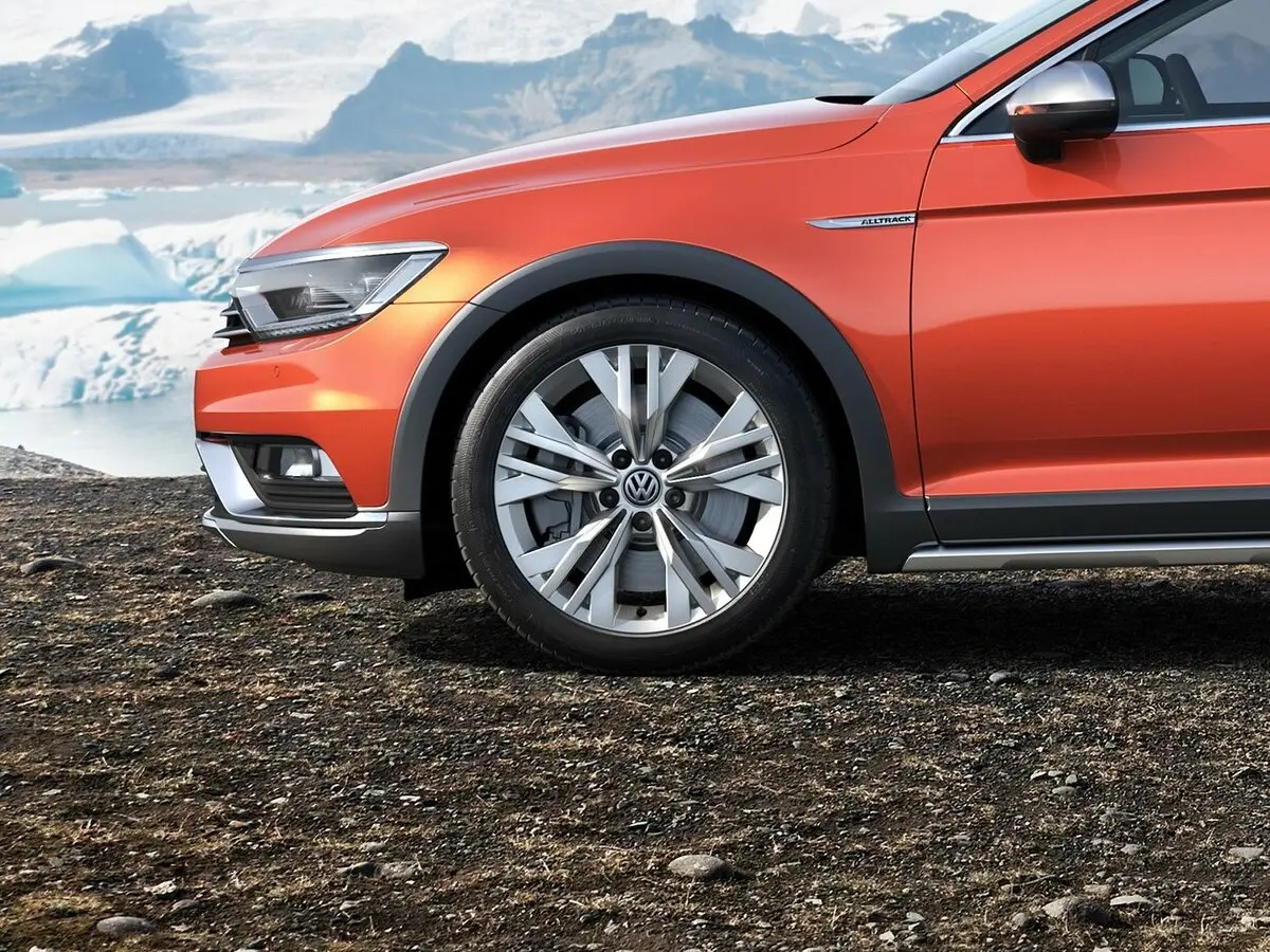 Volkswagen Passat B8 Универсал 5 дв. Alltrack — фото 15
