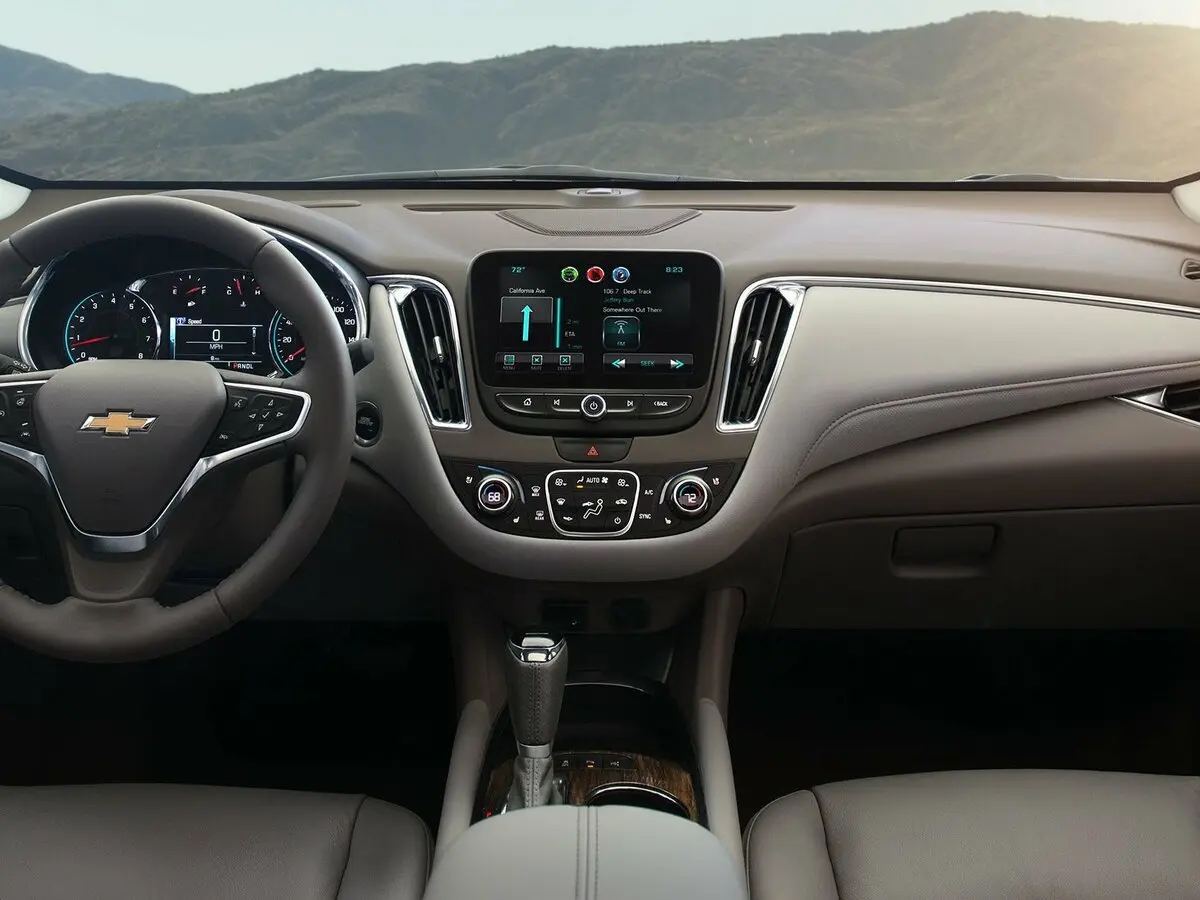 Chevrolet Malibu IX Седан — сүрөт 6