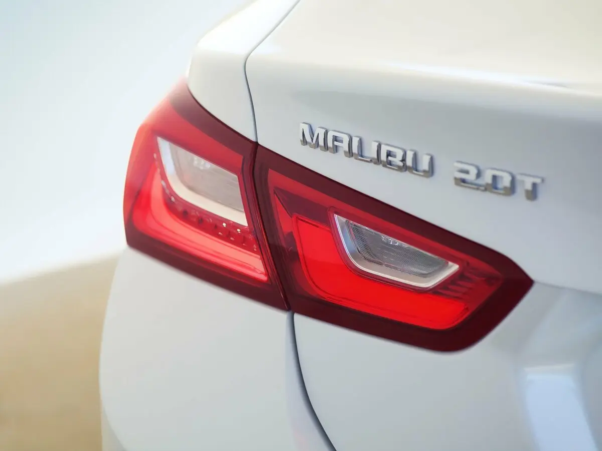 Chevrolet Malibu IX Седан — сүрөт 13