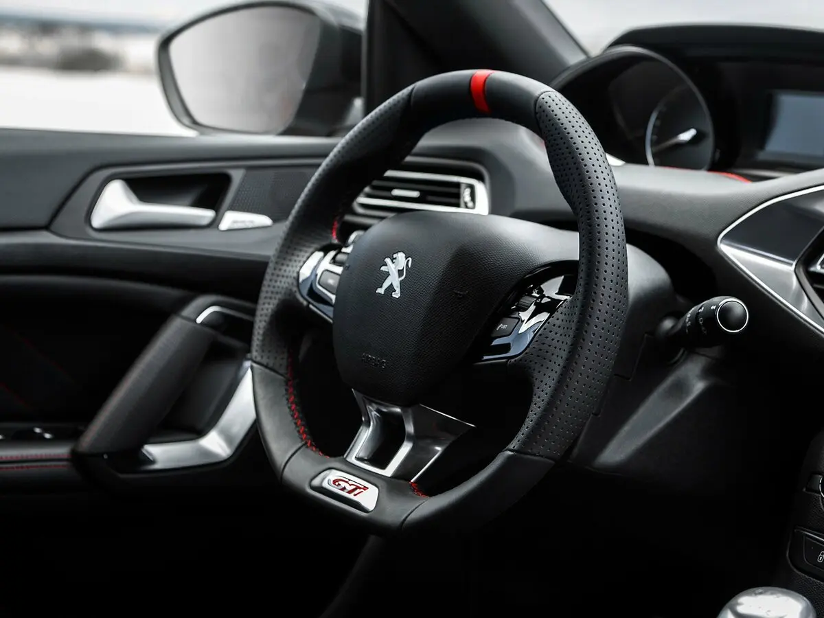 Peugeot 308 GTi I Хэтчбек 5 дв. — сүрөт 8