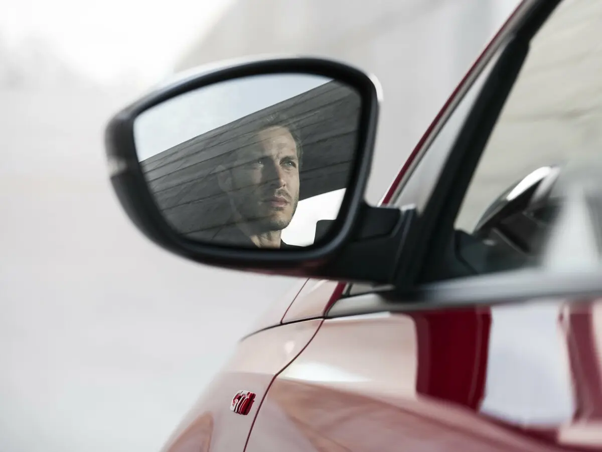 Peugeot 308 GTi I Хэтчбек 5 дв. — сүрөт 11