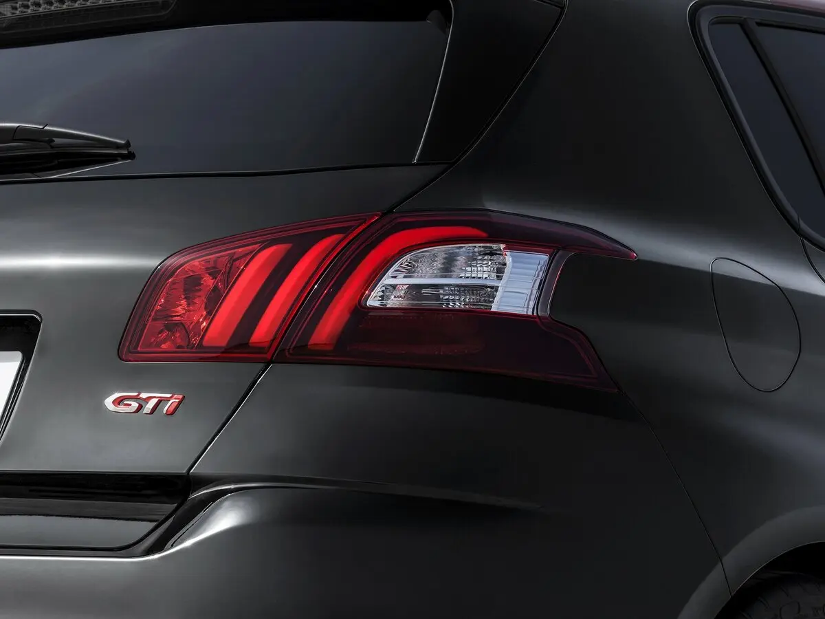 Peugeot 308 GTi I Хэтчбек 5 дв. — сүрөт 13
