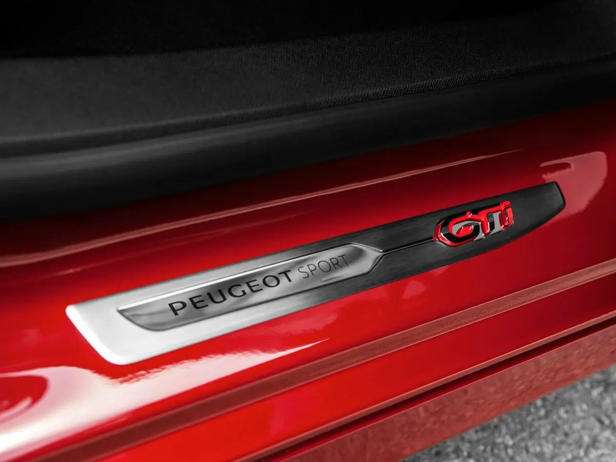 Peugeot 308 GTi I Хэтчбек 5 дв. — сүрөт 15