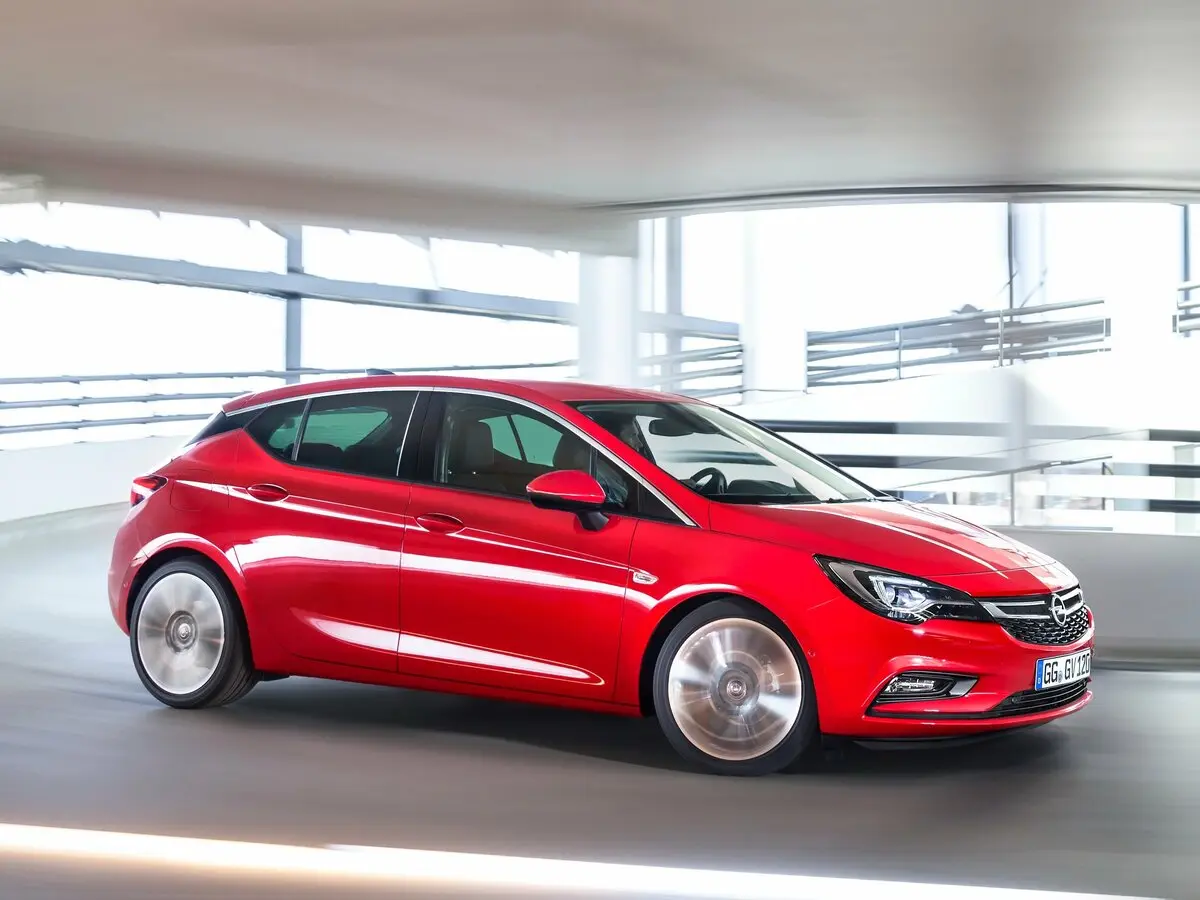 Opel Astra K Хэтчбек 5 дв. — фото 2