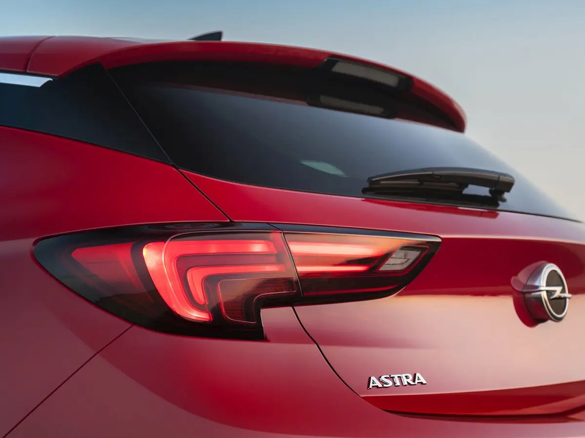 Opel Astra K Хэтчбек 5 дв. — фото 11