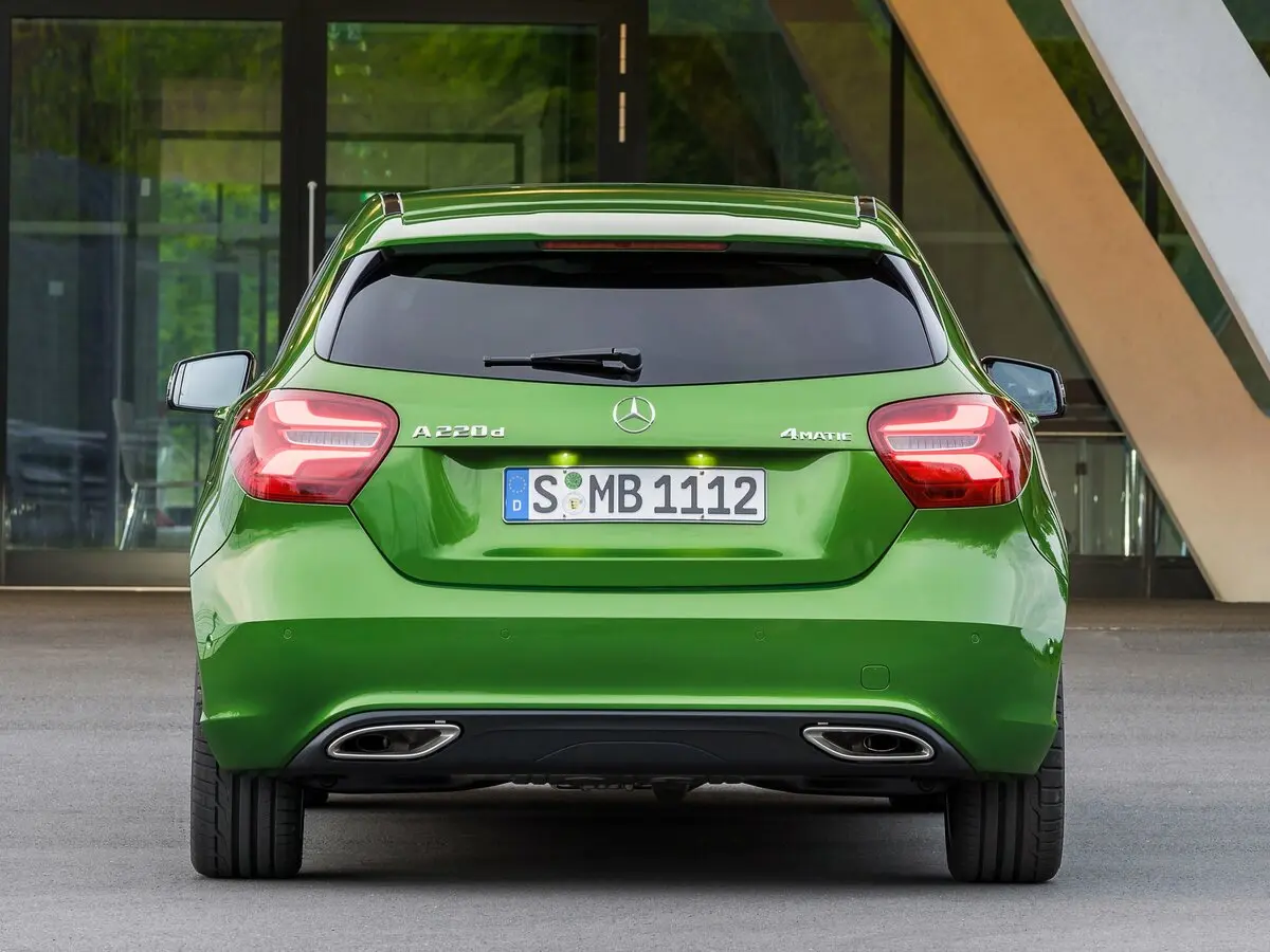 Mercedes-Benz A-Класс III (W176) Рестайлинг Хэтчбек 5 дв. — photo 4