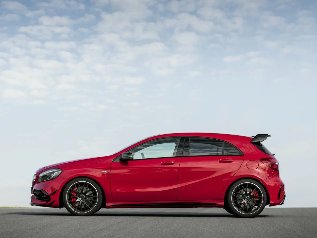 Mercedes-Benz A-Класс AMG I (W176) Рестайлинг Хэтчбек 5 дв. — сүрөт 2