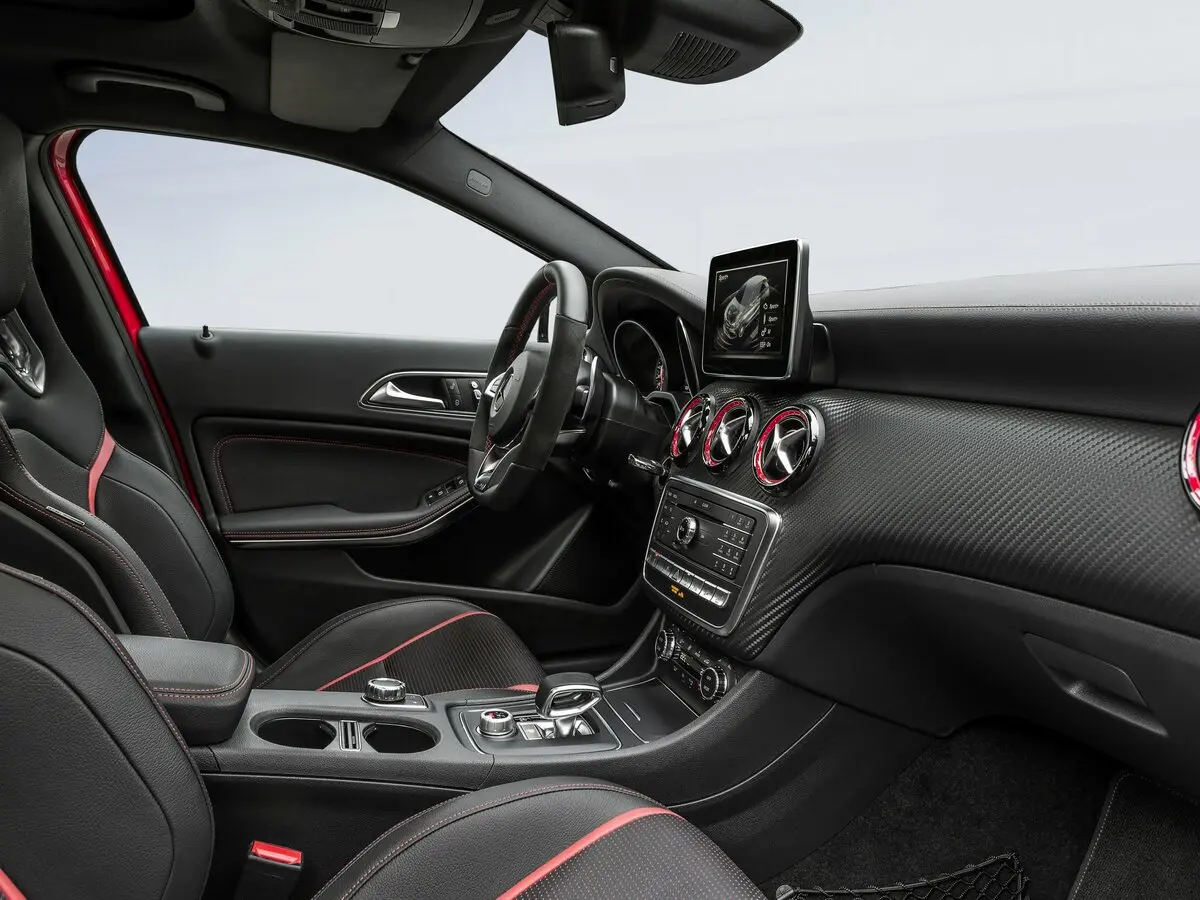 Mercedes-Benz A-Класс AMG I (W176) Рестайлинг Хэтчбек 5 дв. — сүрөт 7