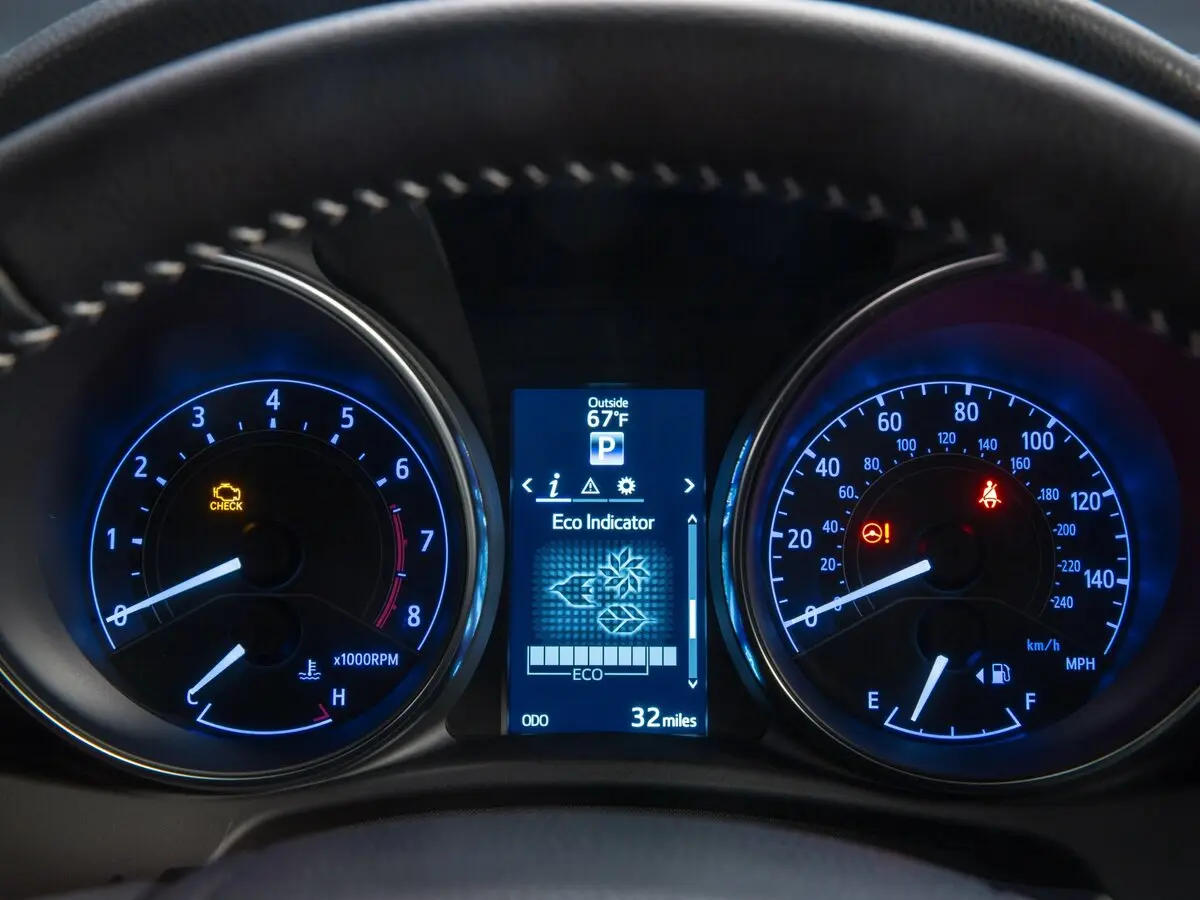 Scion iM 2015 – 2016 Хэтчбек 5 дв. — photo 8