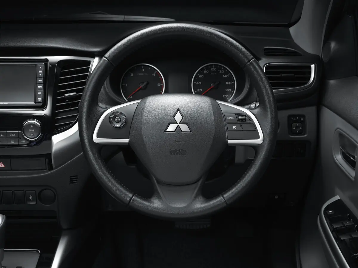 Mitsubishi Triton V Пикап Двойная кабина — сүрөт 8