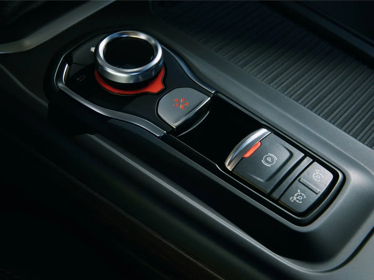 Renault Talisman I Седан — сүрөт 10