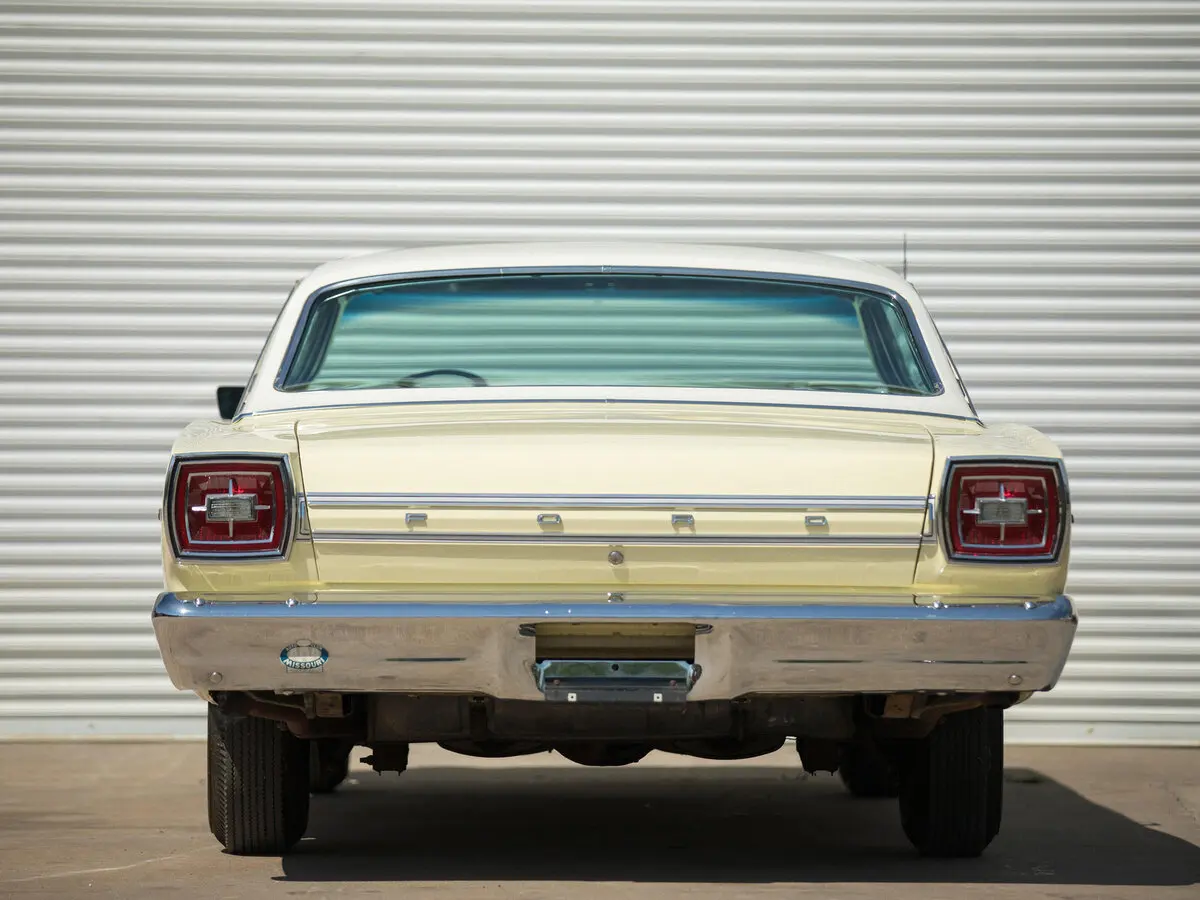 Ford Galaxie III Купе — photo 4