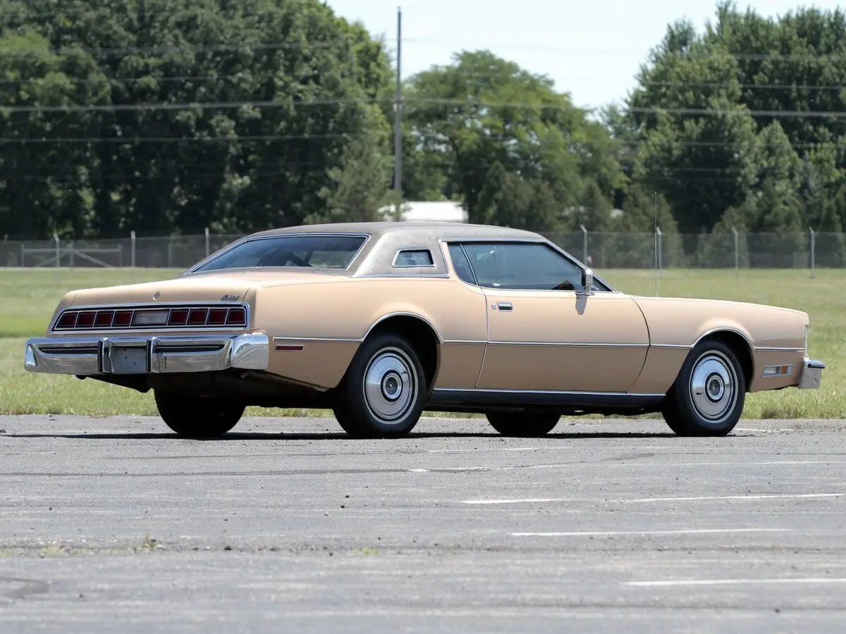 Ford Thunderbird VI Купе — сүрөт 5