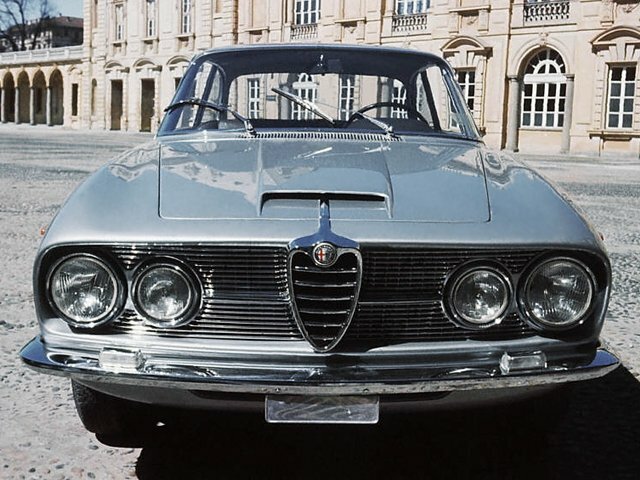 Alfa Romeo 2600 I Купе Sprint — фото 3